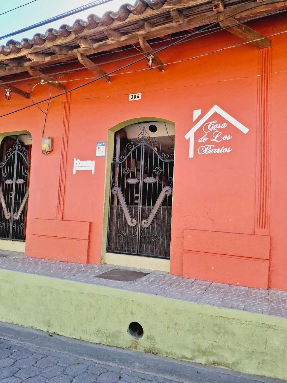 Casa De Los Berrios León 外观 照片